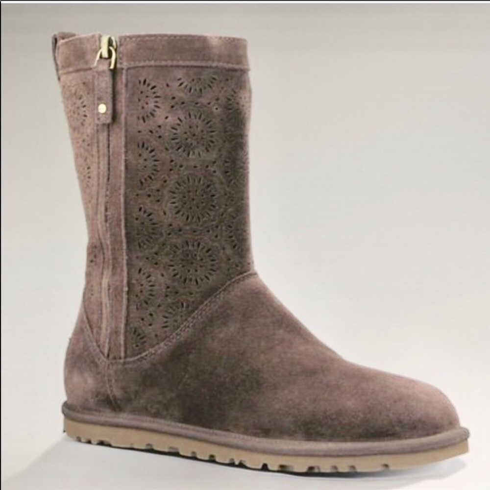 (Sold) UGG Lo Pro Perforated Suede Boot Dark Brown - Picture 1 of 6